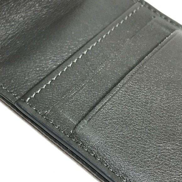 CHANEL CC Coco Mark iPhone 4 4S Compatible Cover Accessories Case Caviar Skin... - Picture 9 of 13